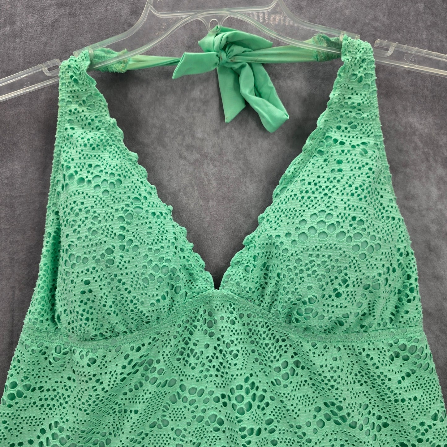Mossimo Green Eyelet Halter Padded Swimwear Swimsuit Tankini Tank Top Medium M