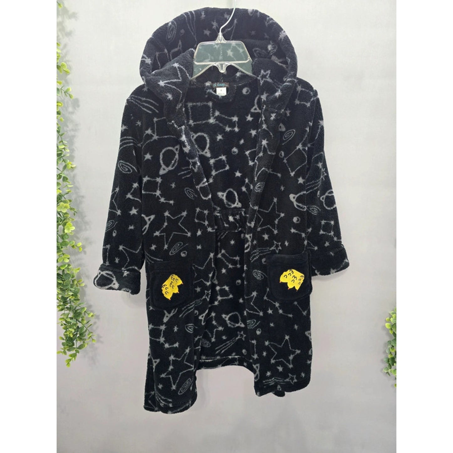 Pl Sleep Black Cute Monster Face Graphic Printed Embroidered Fluffy Bath Robe Boys 6