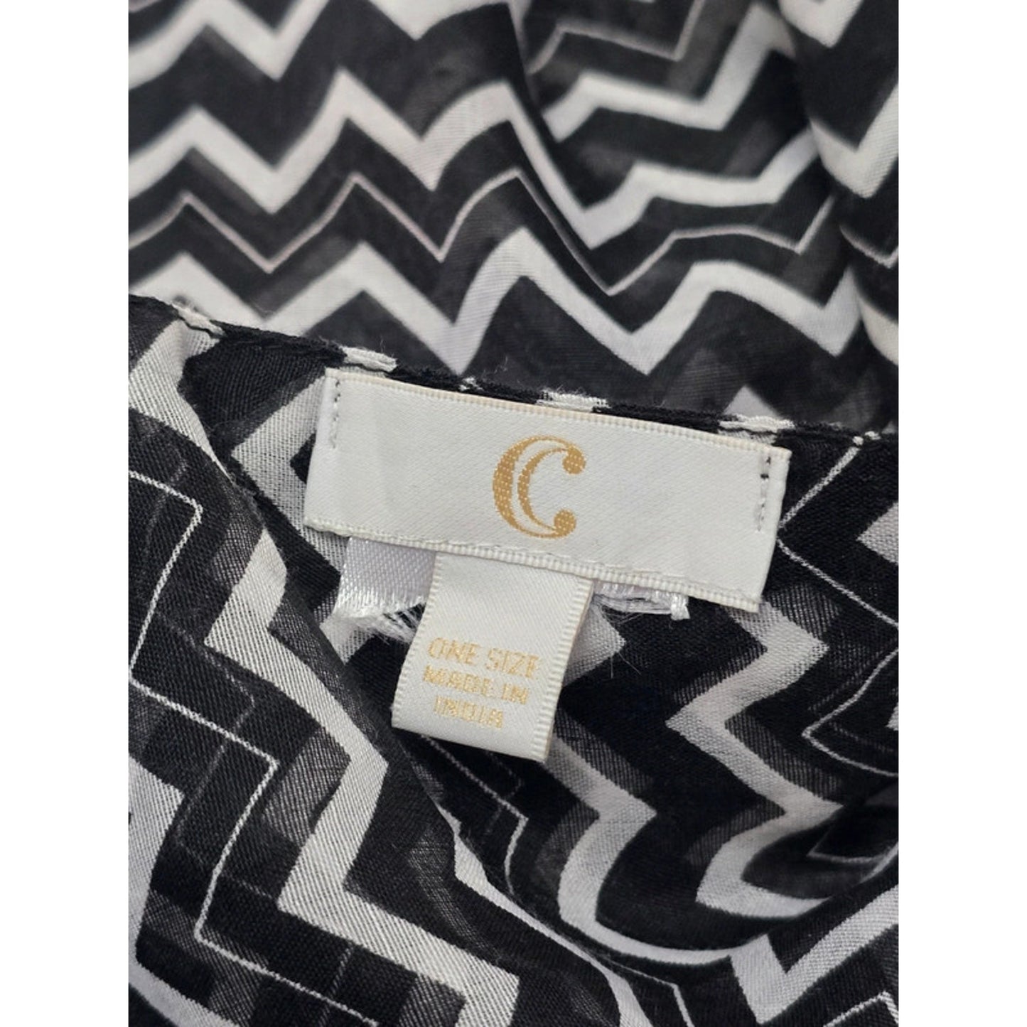 Black White Chevron Pattern Y2K 90s Infinity Scarf OSFM