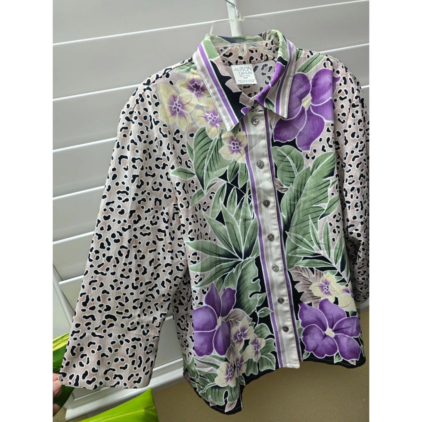 Allison Daley Animal Print Floral Summer Whimsy Petite Button Up Shirt Size 14P