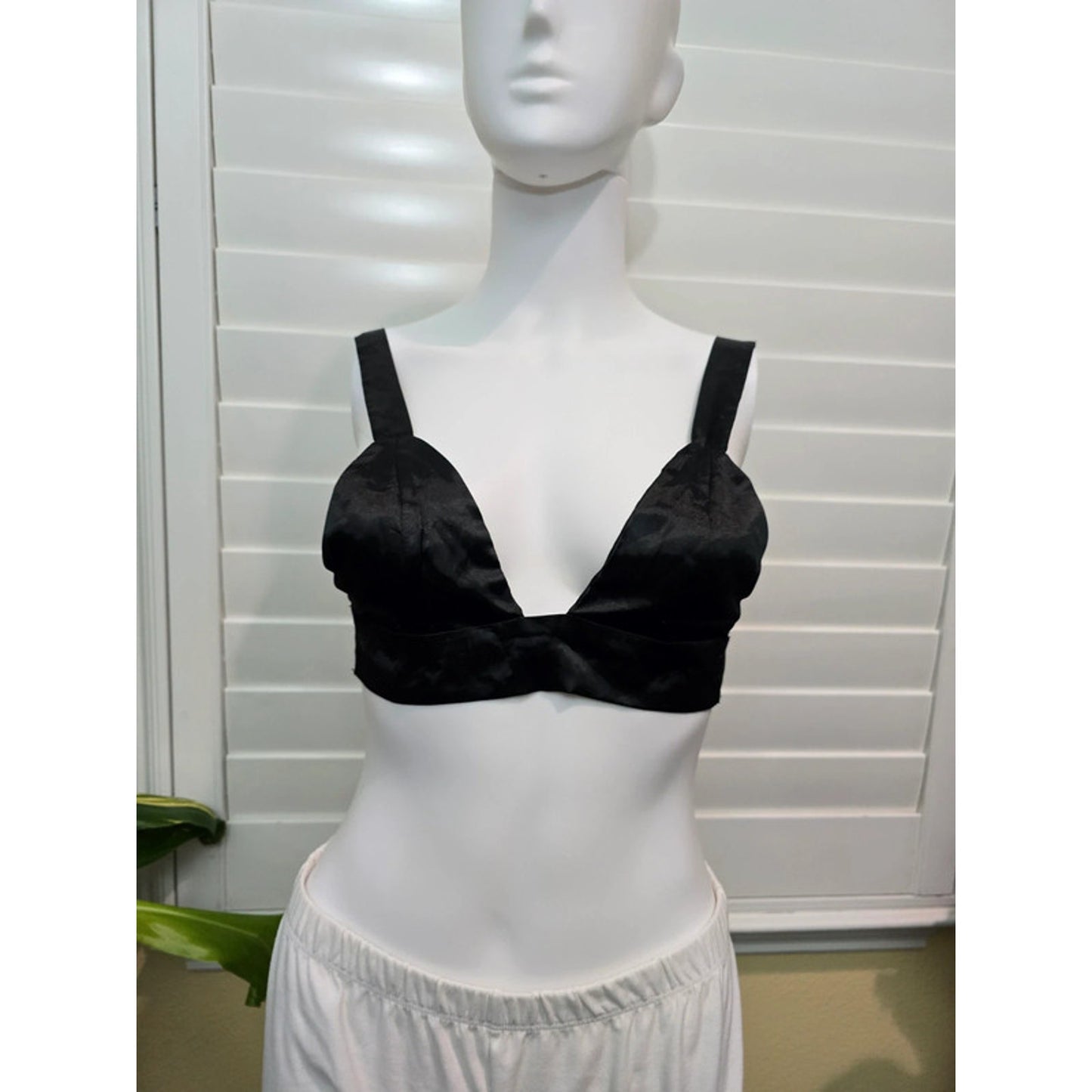 Black Silky Tie Back Sexy Boudoir Bridal Romance Bra Top Small