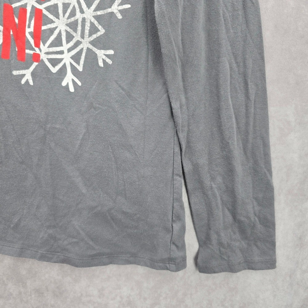 Gray Snow Flake Christmas Holiday Oh What Fun Cozy Winter Print Top Medium