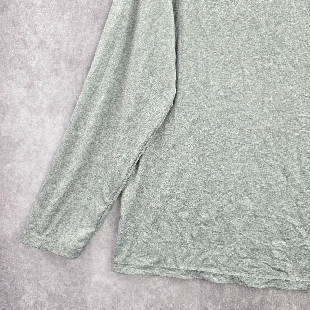 Gray Christmas Dog Cat Holiday Festival Relaxed Naughty Nice Print Top Medium