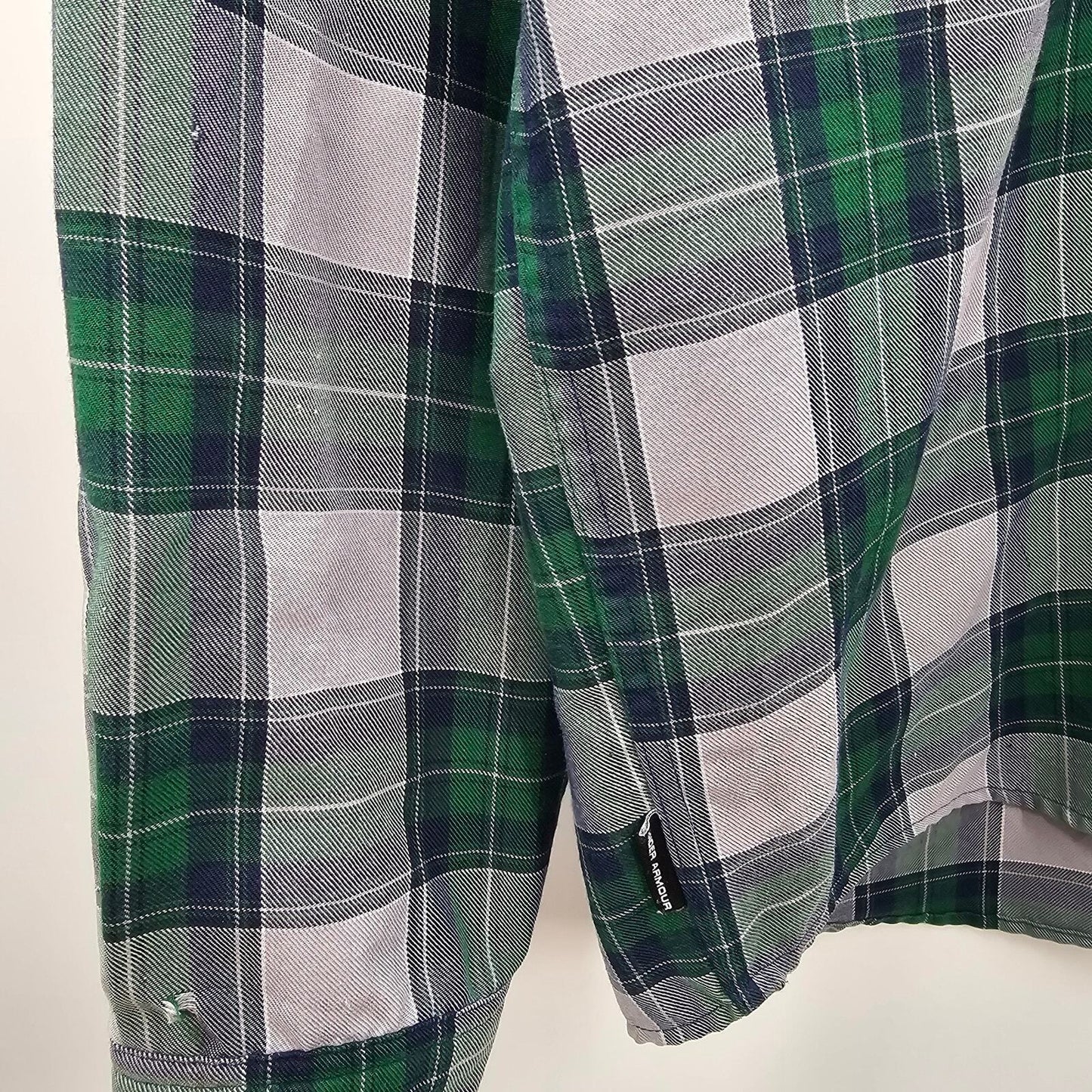 Under Armour Green Plaid Elbow Patch Button Lovesleeve Utility Shirt Large