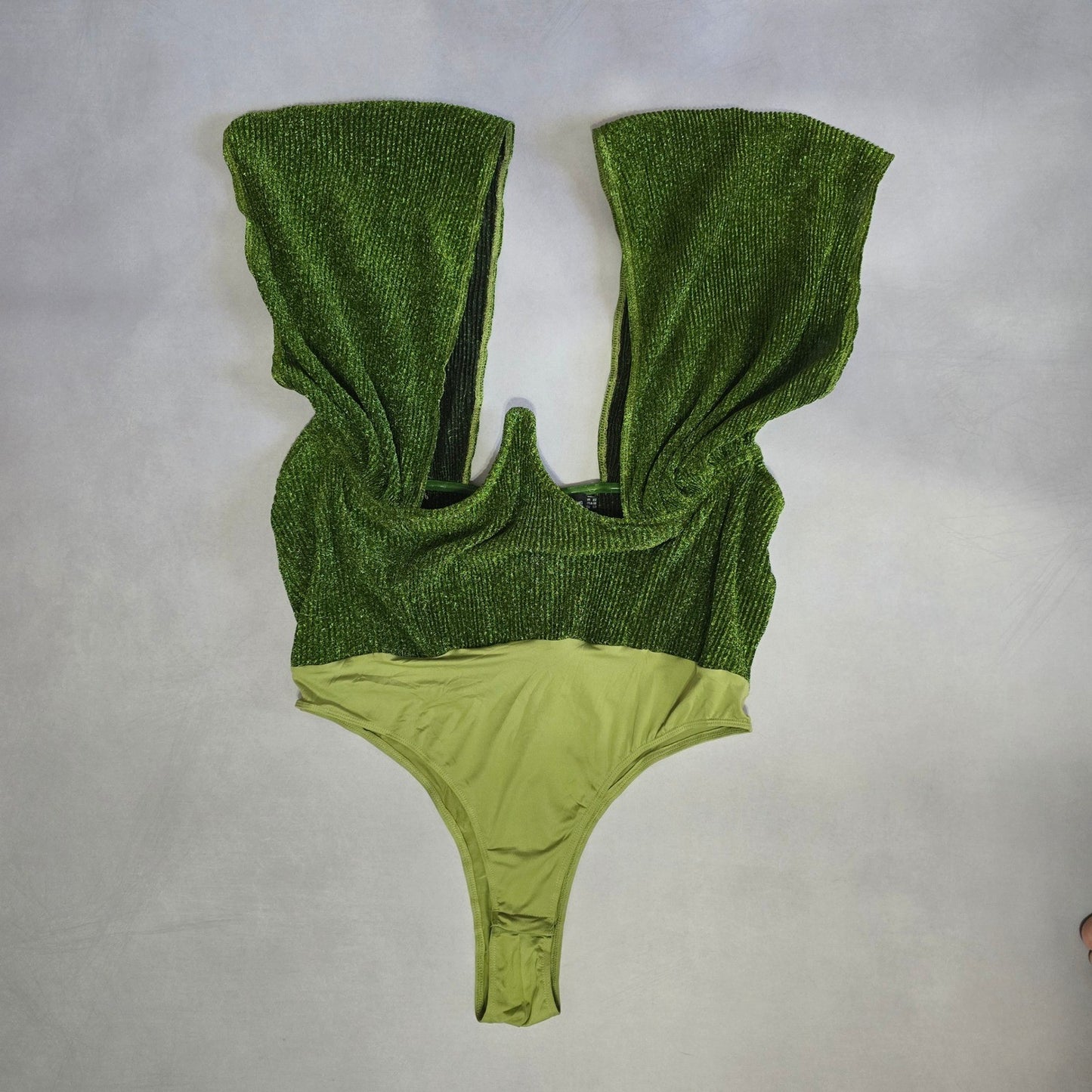 Pretty Little Thing Green Sparkle Plunge V Neck One Piece Bodysuit Top Plus 18