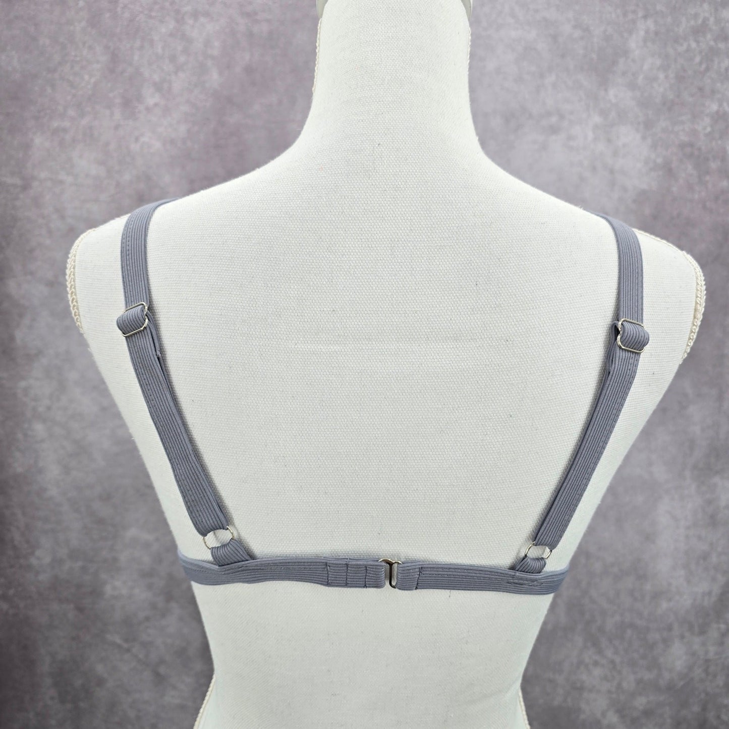 Gray Ribbed Triangle Bikini Top Adjustable Hook Swimwear M Medium Y2K