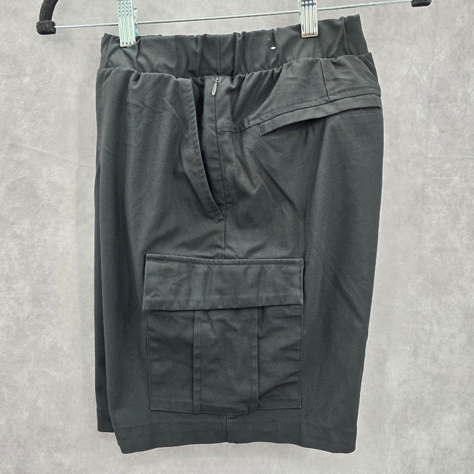 Old Navy Black Flat Front Cargo Active Bottoms Pants Shorts Small