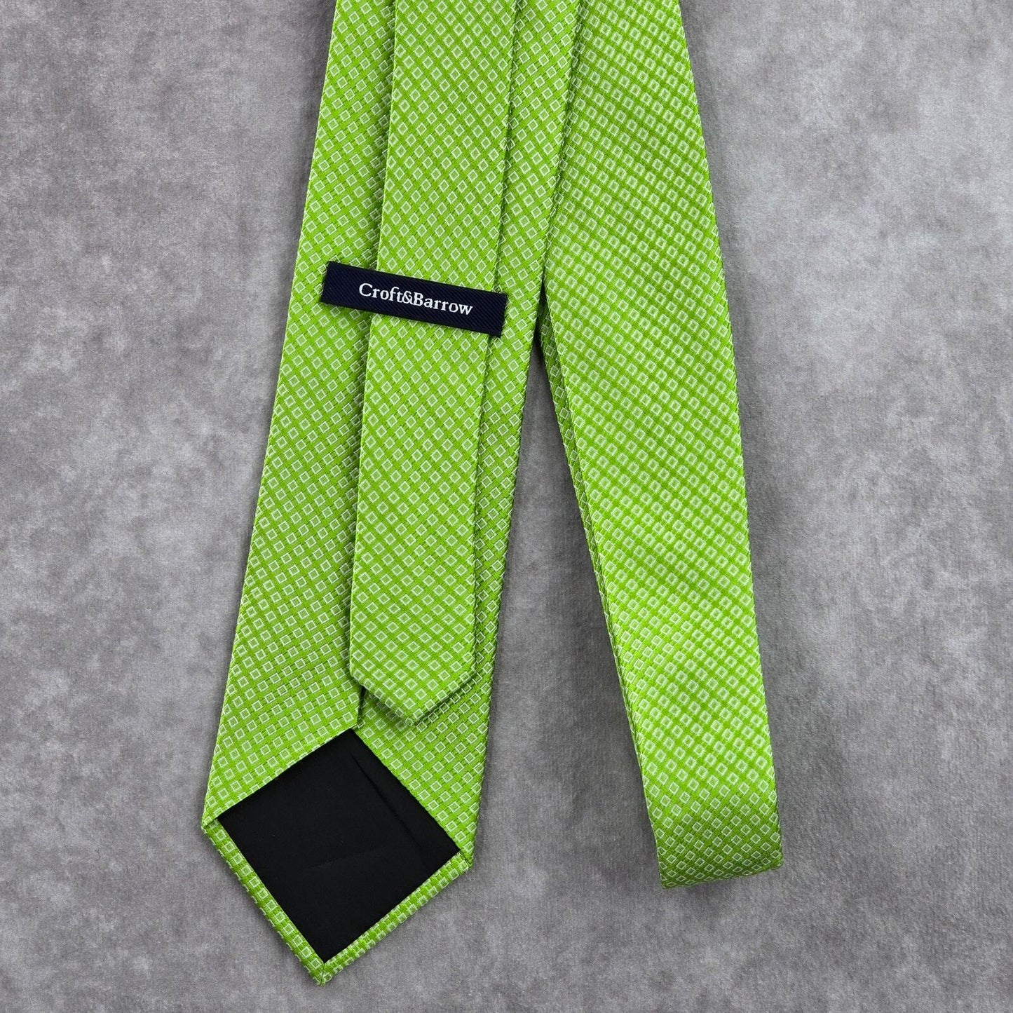 Croft & Barrow Green Plaid Geometric 100% Silk Men's Neck Tie Executive Party