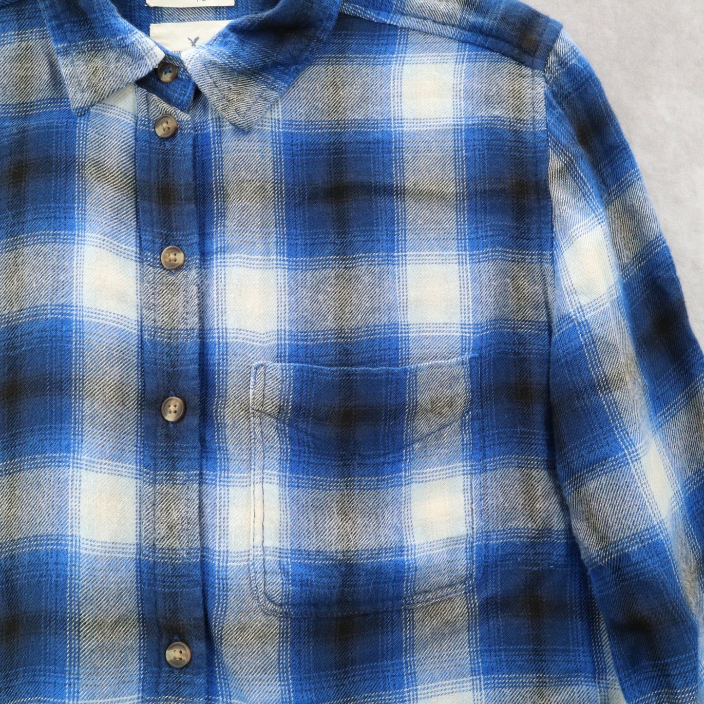 American Eagle Outfitters Flannel Plaid Long Sleeve Button Boyfriend Fit Small