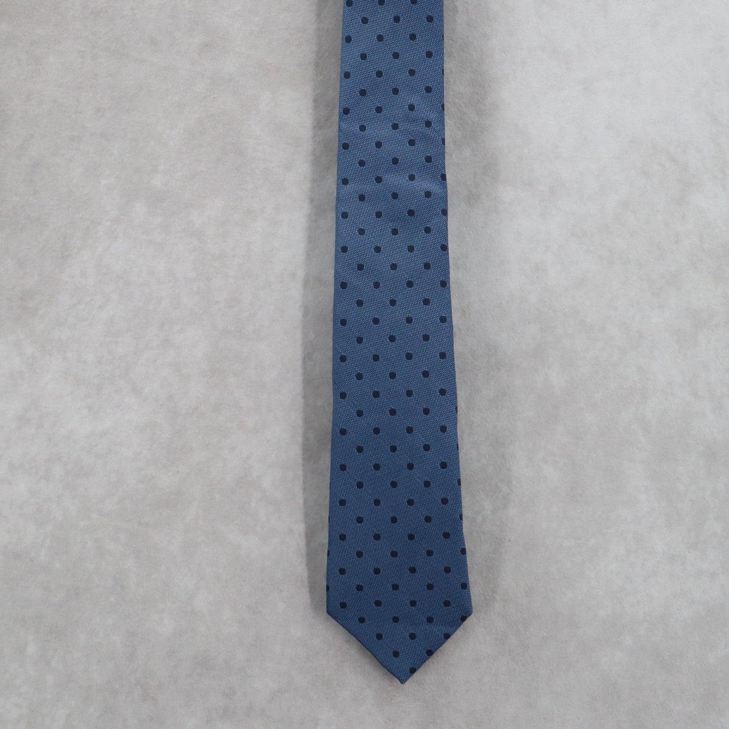 Banana Republic Blue Indigo Polka Dot Executive Business Classic Men's Neck Tie