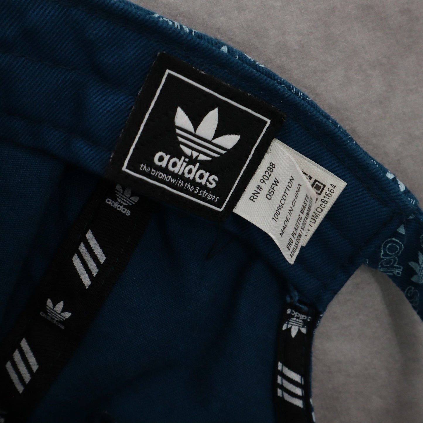 Adidas Blue Logo Golf Cloth Strap Athletic Performance Buckle Baseball Cap Hat