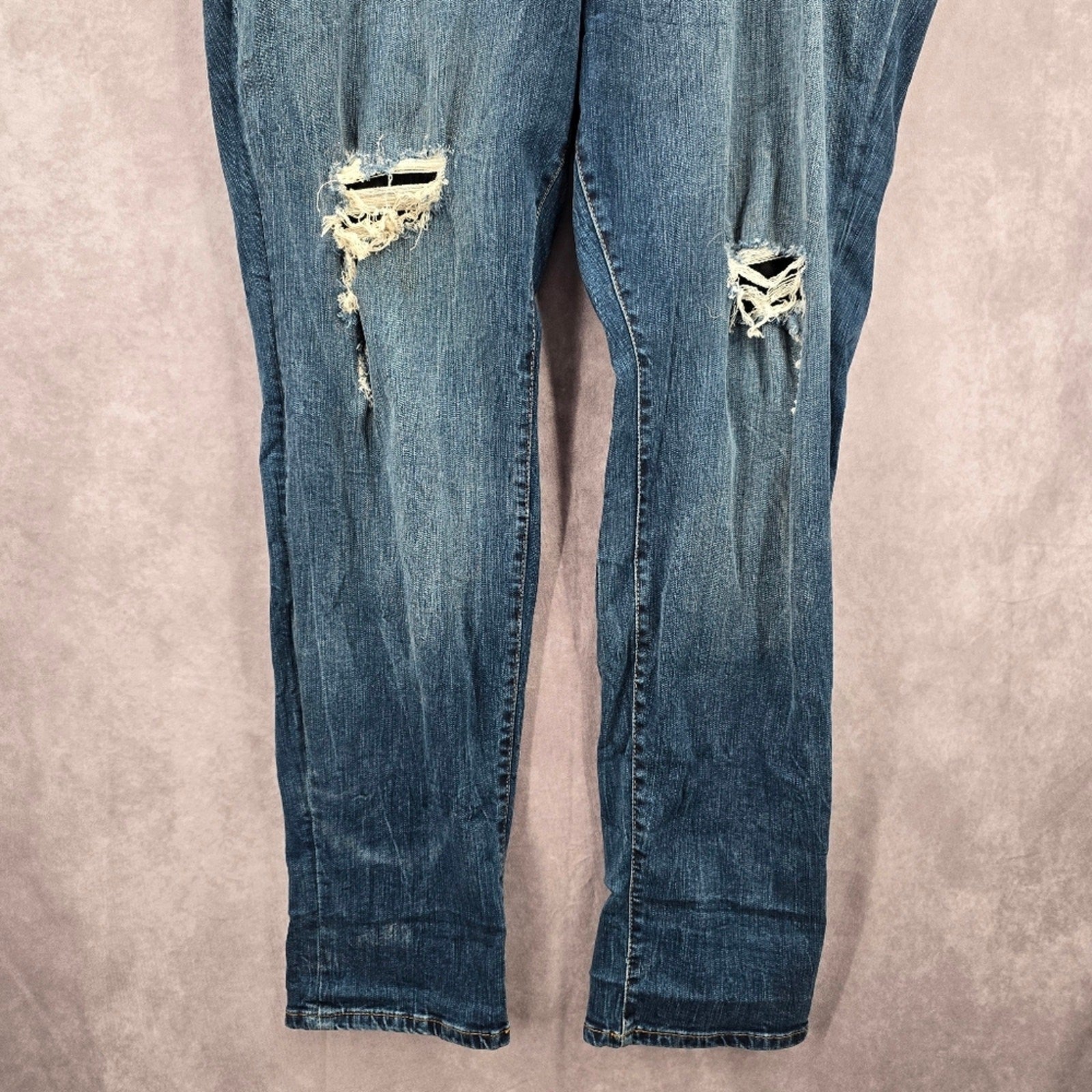 Torrid Denim Blue Distress Straight Tapered Denim Pants Jeans 24XT