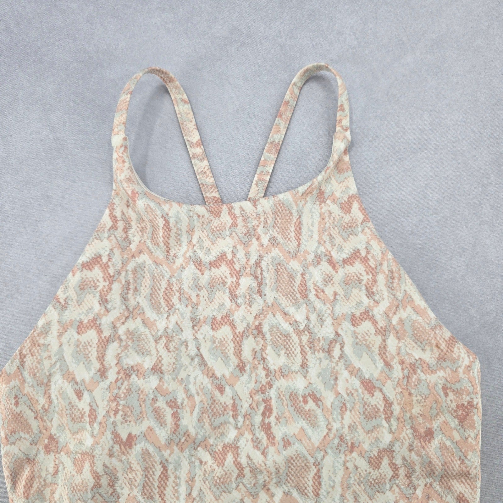 Old Navy Active Powersoft Cream Animal Crop Sports Bra Swim Top XS Extra Small