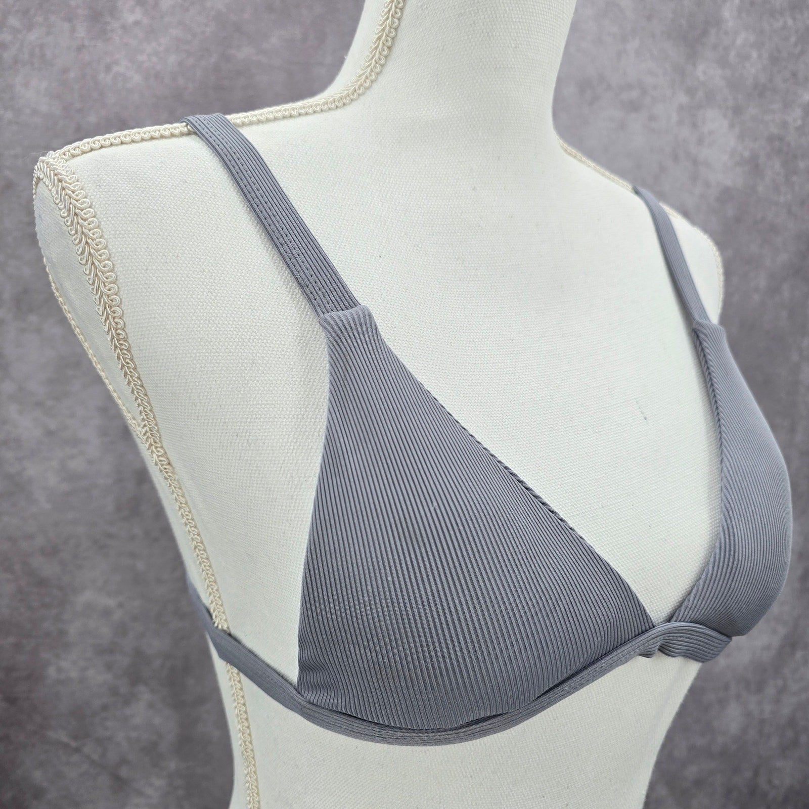 Gray Ribbed Triangle Bikini Top Adjustable Hook Swimwear M Medium Y2K
