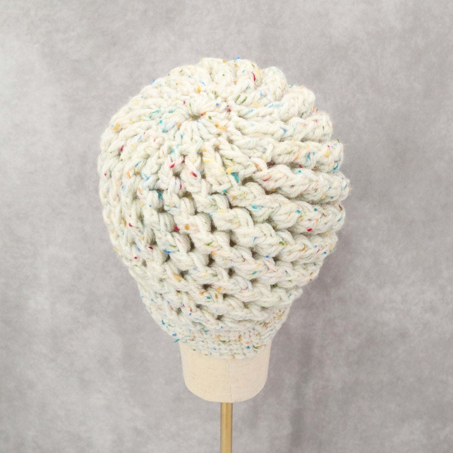 White Multi Cable Knit Flower Button Y2K Vintage Beanie Cap Hat