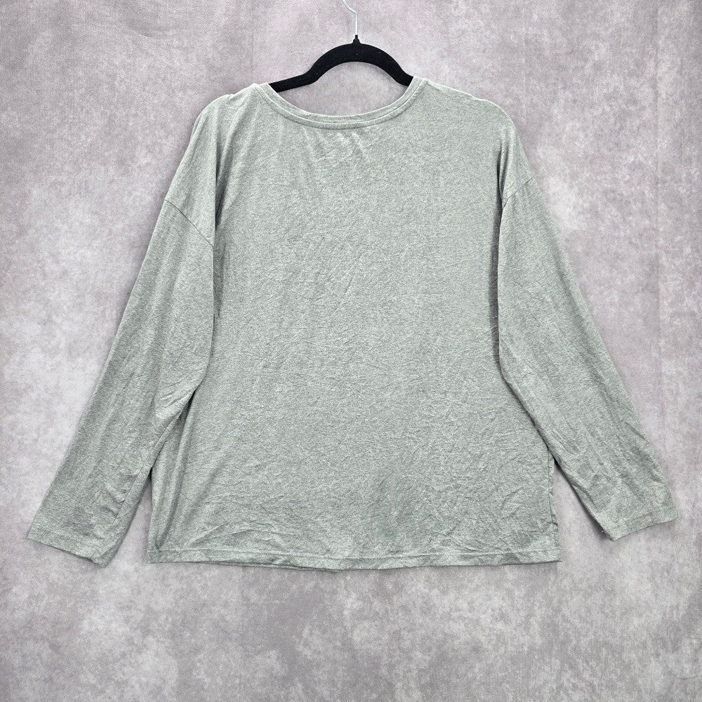 Gray Christmas Dog Cat Holiday Festival Relaxed Naughty Nice Print Top Medium