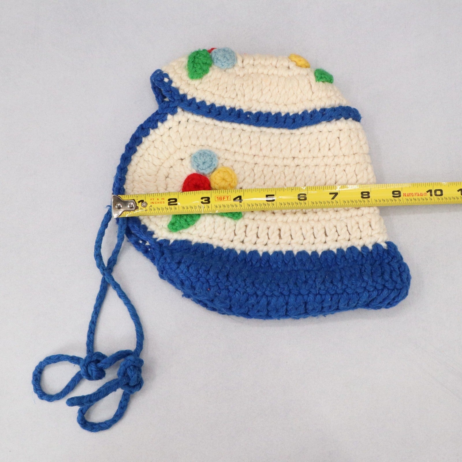 White Cable Knit Crochet Floral Tie Y2K Vintage Child Girls Beanie Hat Cap