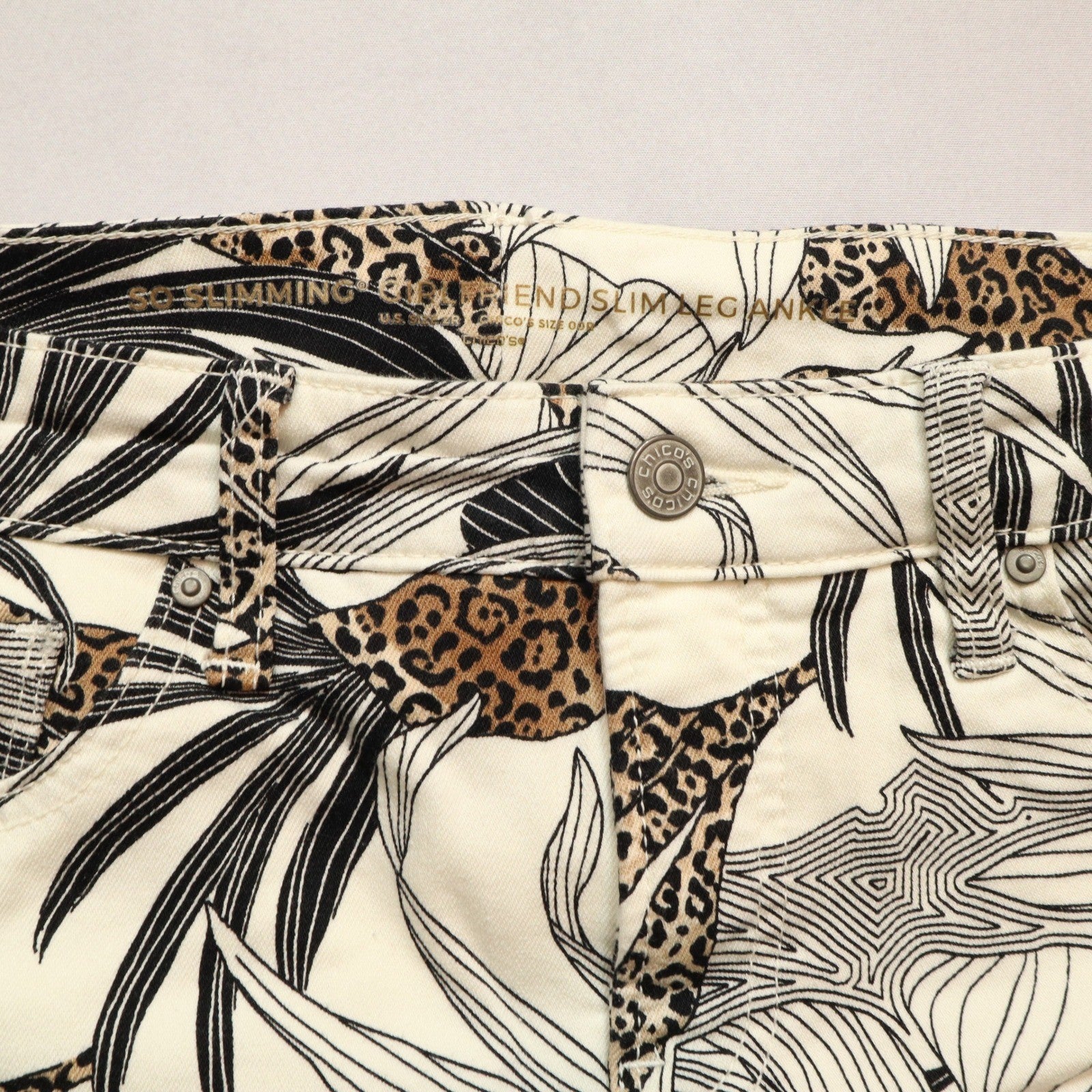 Chicos White Floral Girlfriend Slim Ankle Beach Colorful Animal Print Pants 00R