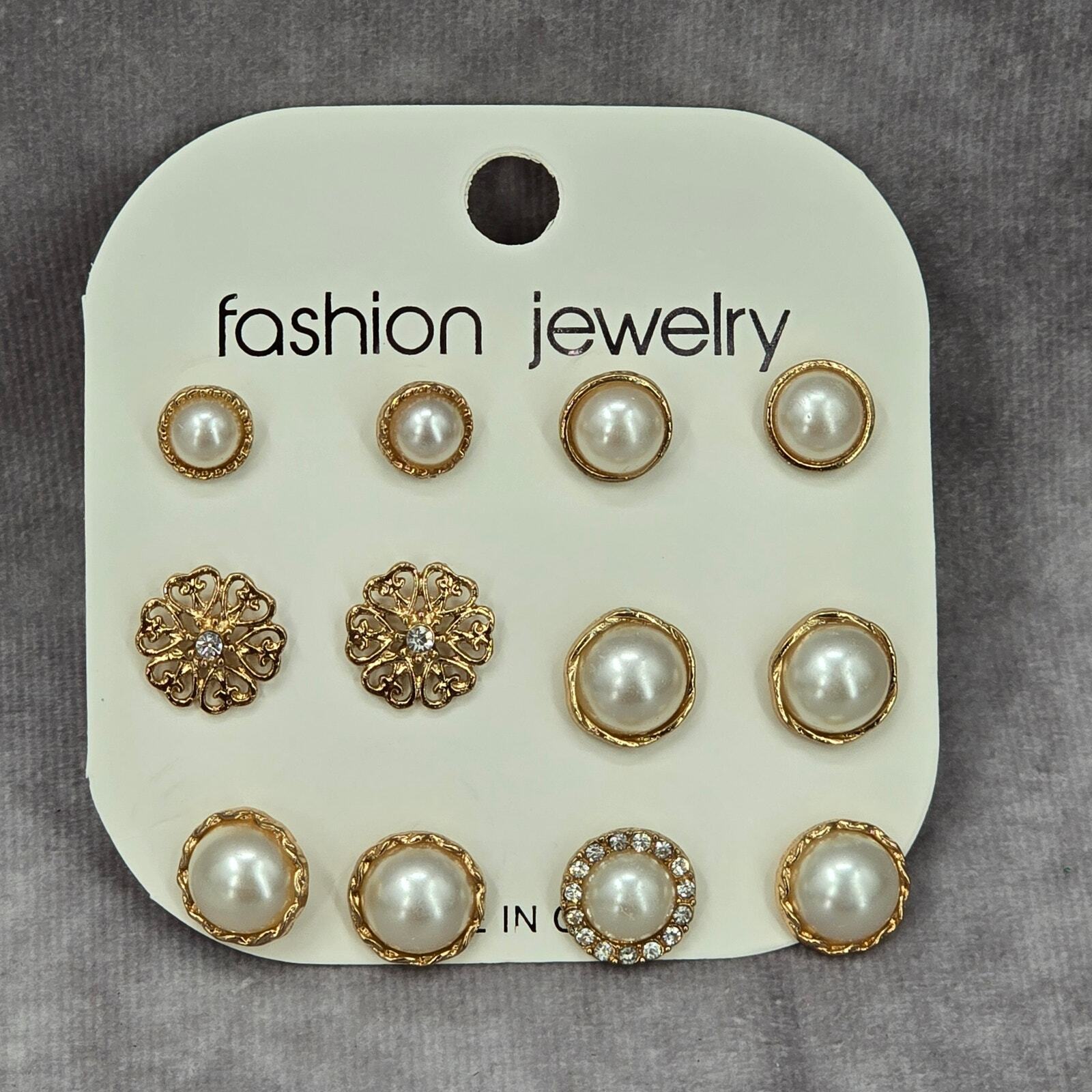 Gold Pearl Stud Floral Fashion Jewelry Earrings NWT JB2-70