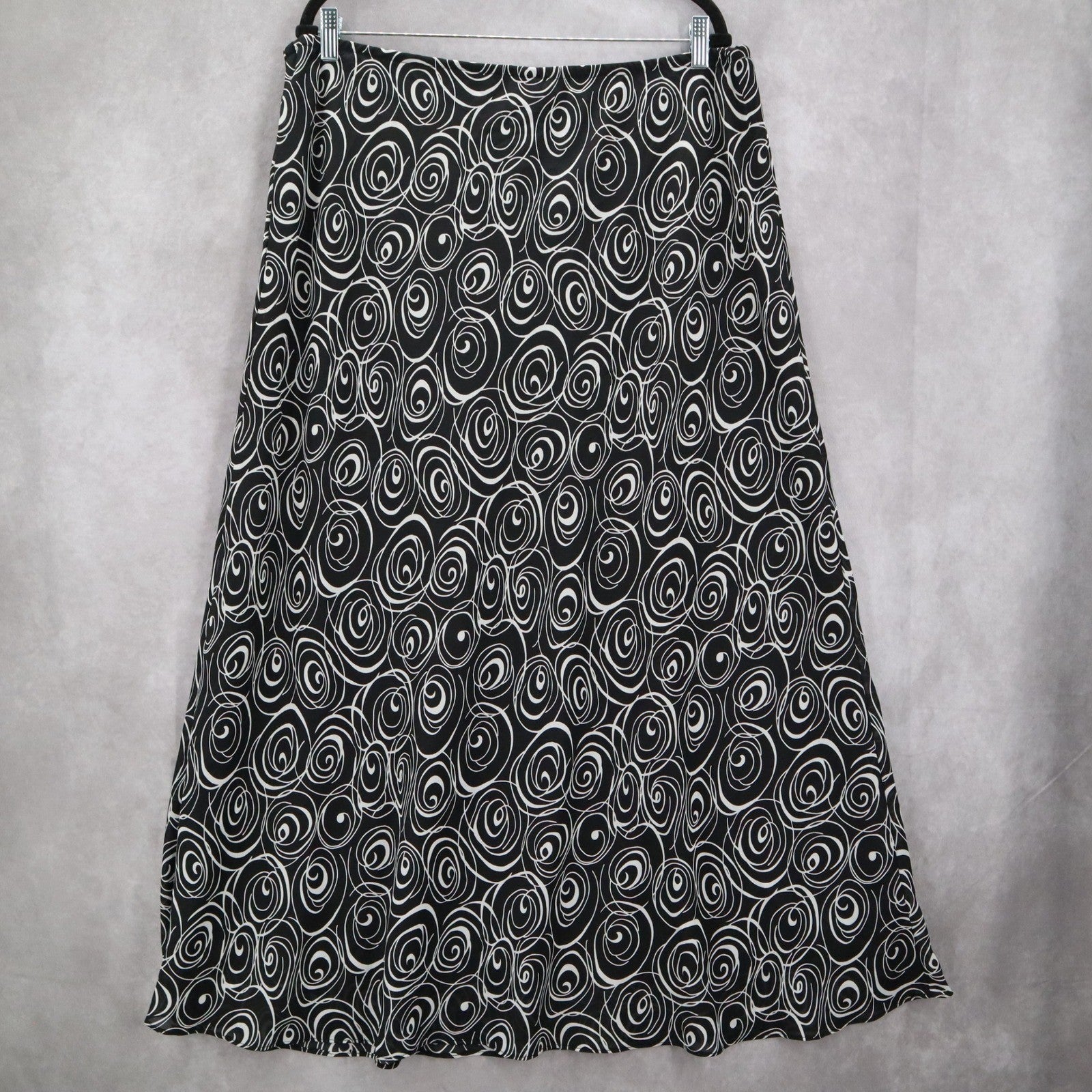 JBS Ltd Black Geometric Swirl Beach Long Flare Maxi Pull On Skirt Plus 20W