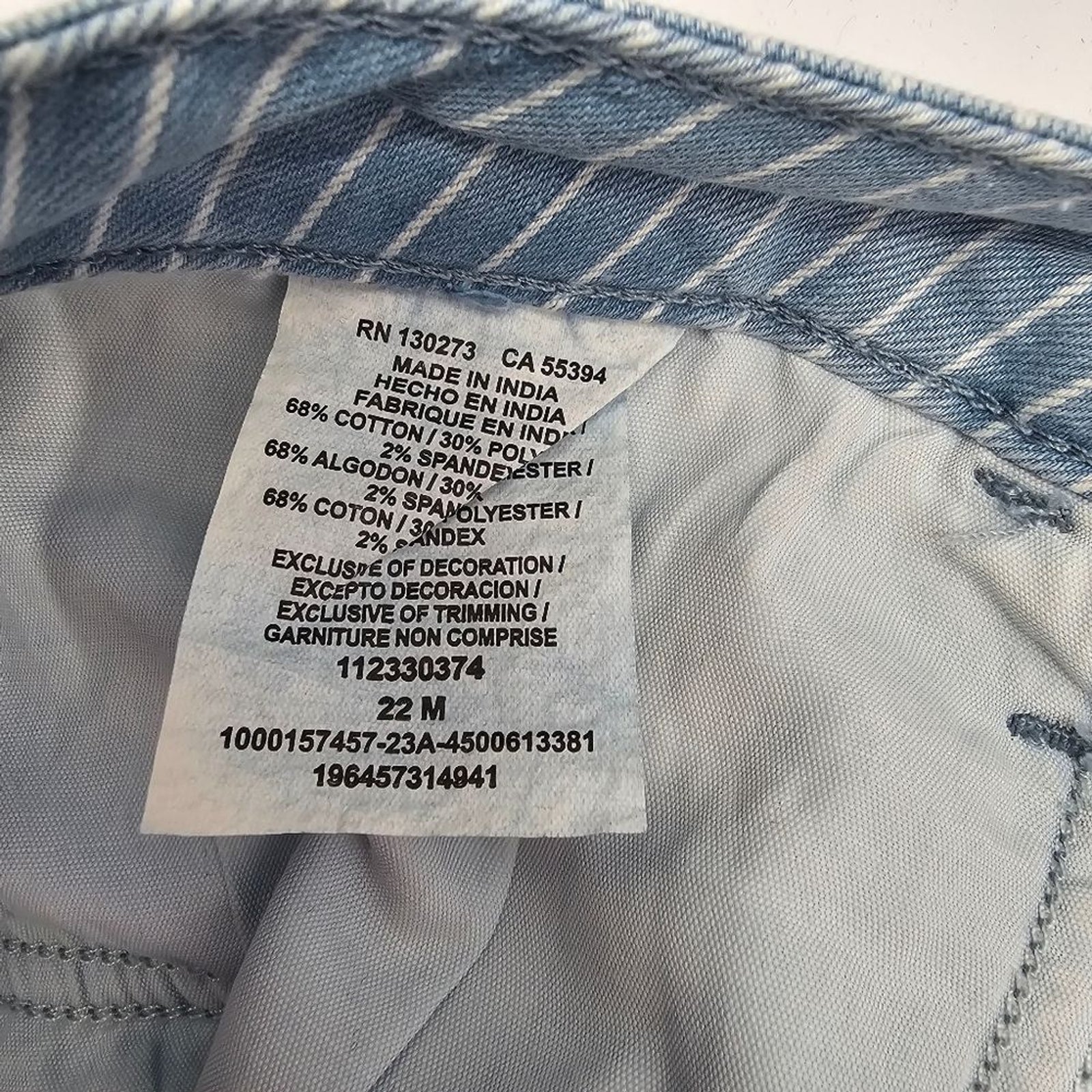 Lee Mid Rise Blue White Stripes Short Size 2X (22M) NWT