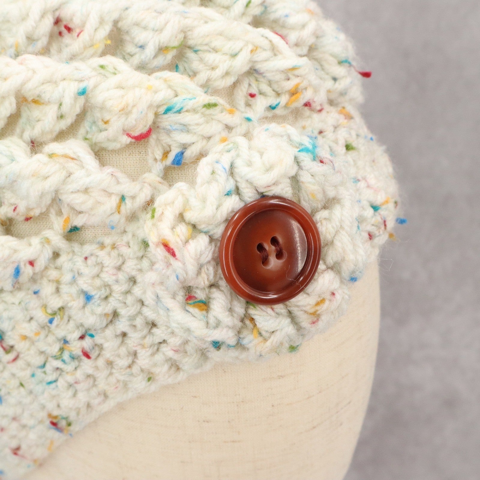 White Multi Cable Knit Flower Button Y2K Vintage Beanie Cap Hat