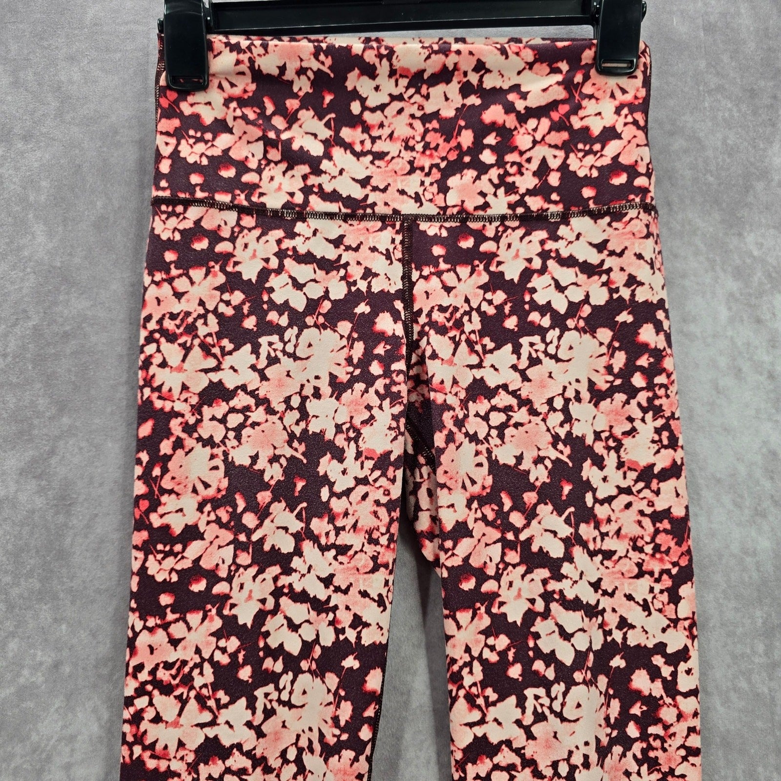 Aerie Chill Play Move Red Pink Floral Offline Ankle Leggings Pants Skinny Small