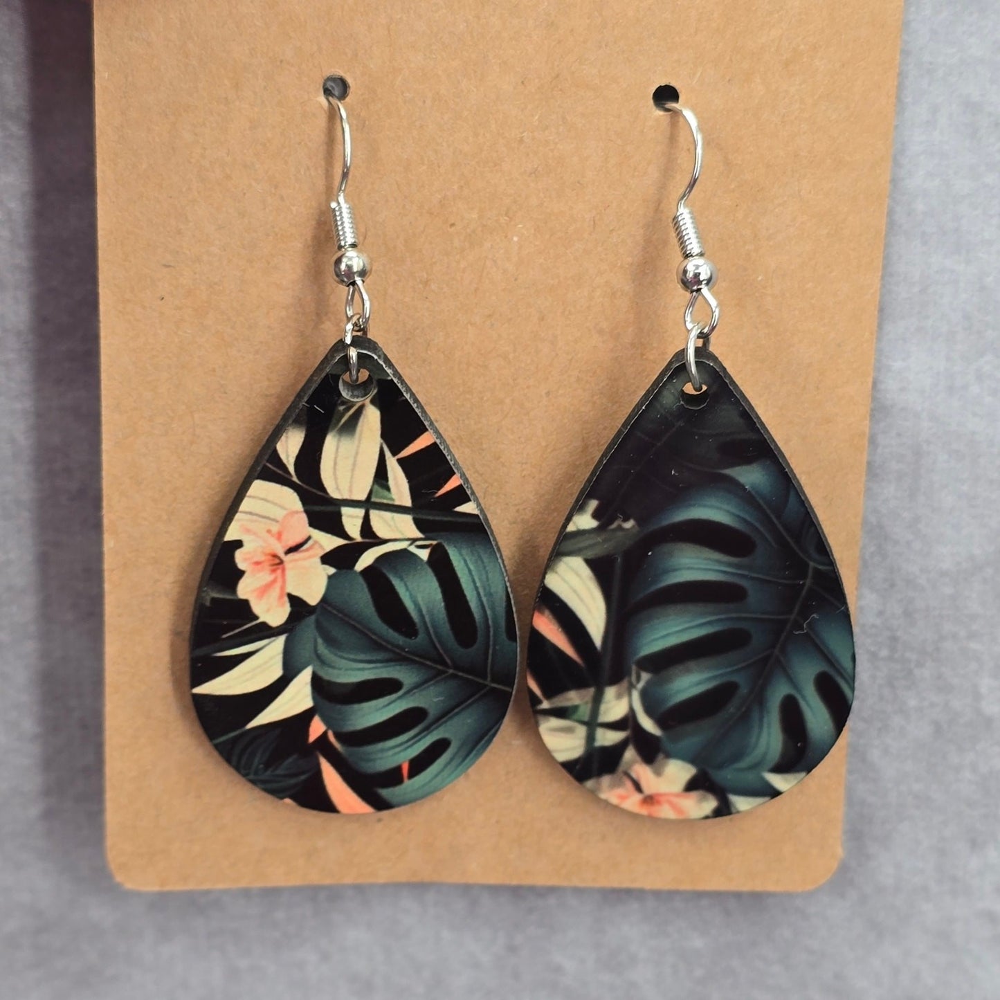 Black Teardrop Tropical Floral Hook Earrings Fashion Jewelry JB1E6