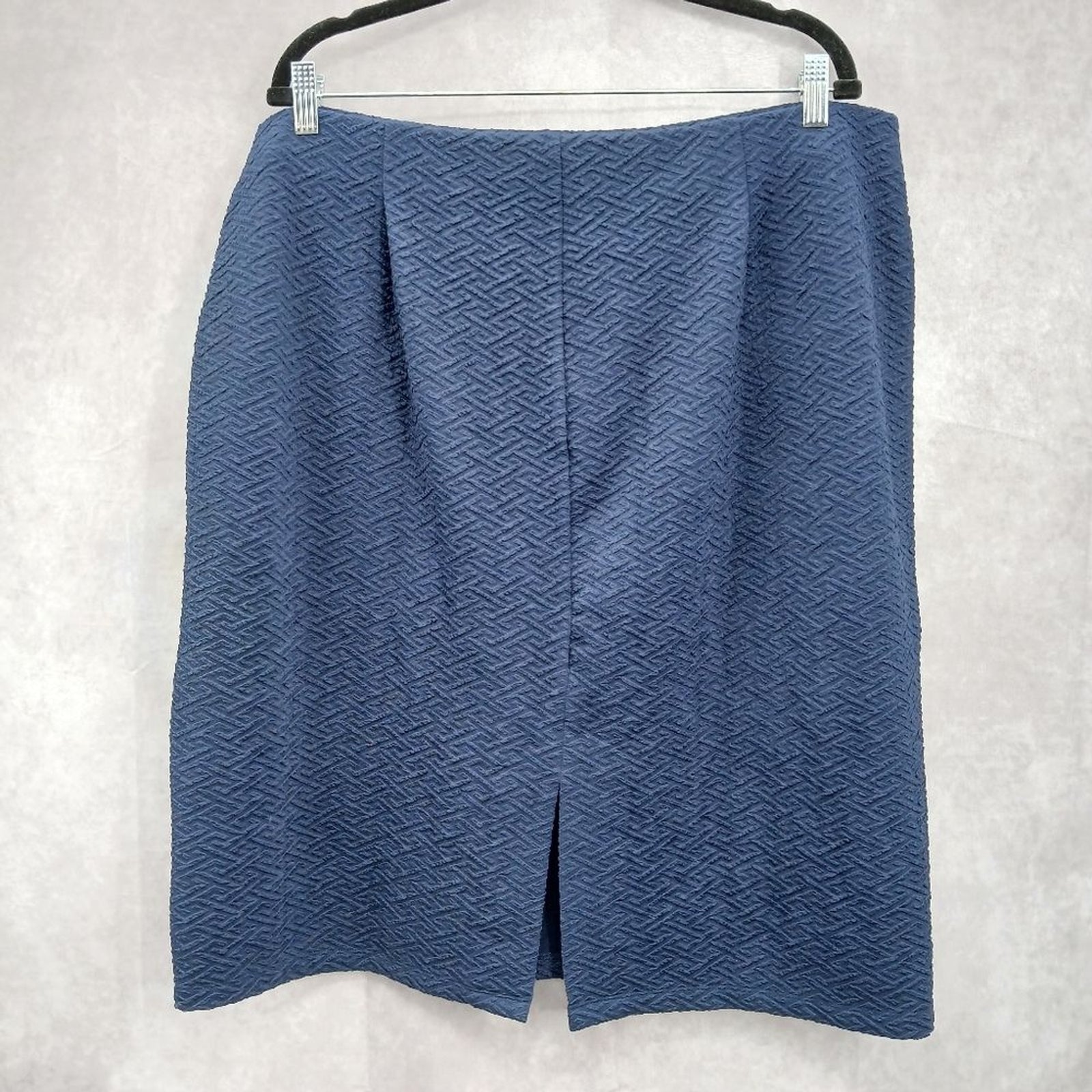 New York Clothing Co Navy Blue Short Pull On Business Casual Skirt Plus 2XL