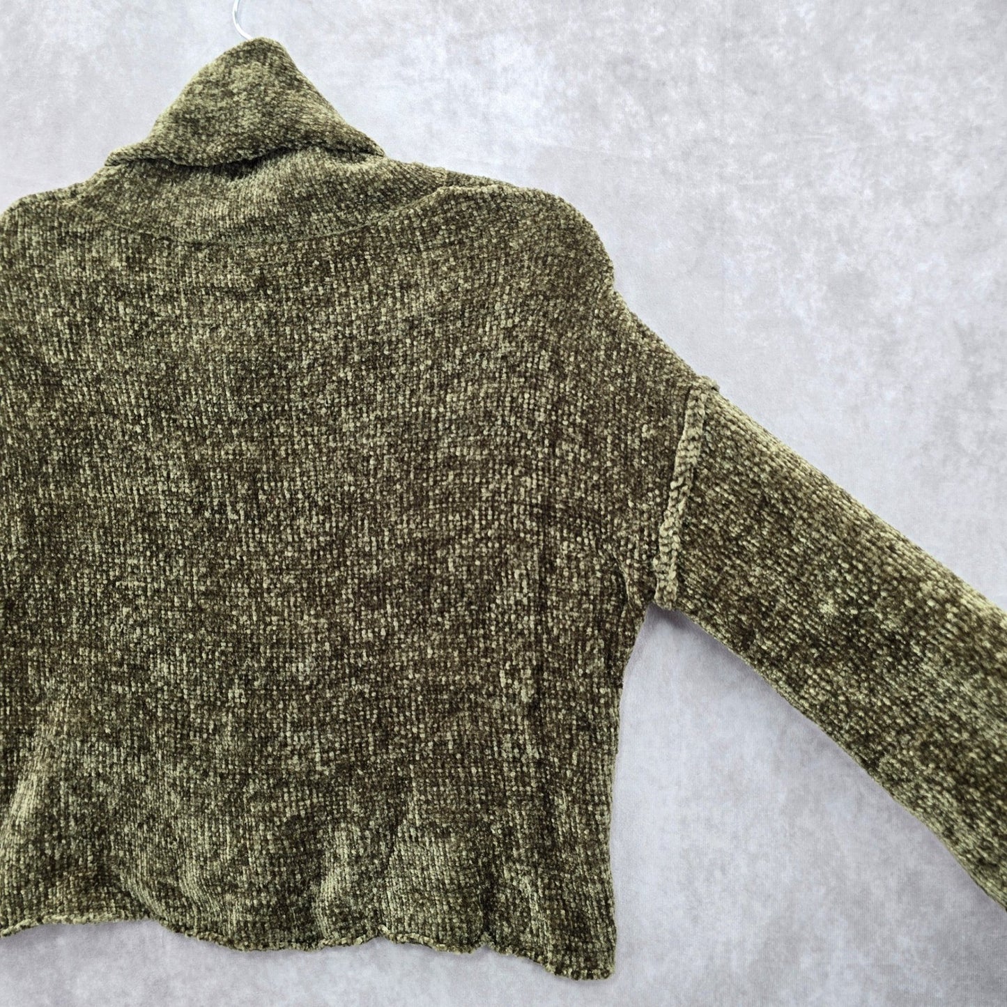 Charlotte Ruse Green Turtleneck Crop Chenille Flare Sleeve Y2K VTG Sweater Small