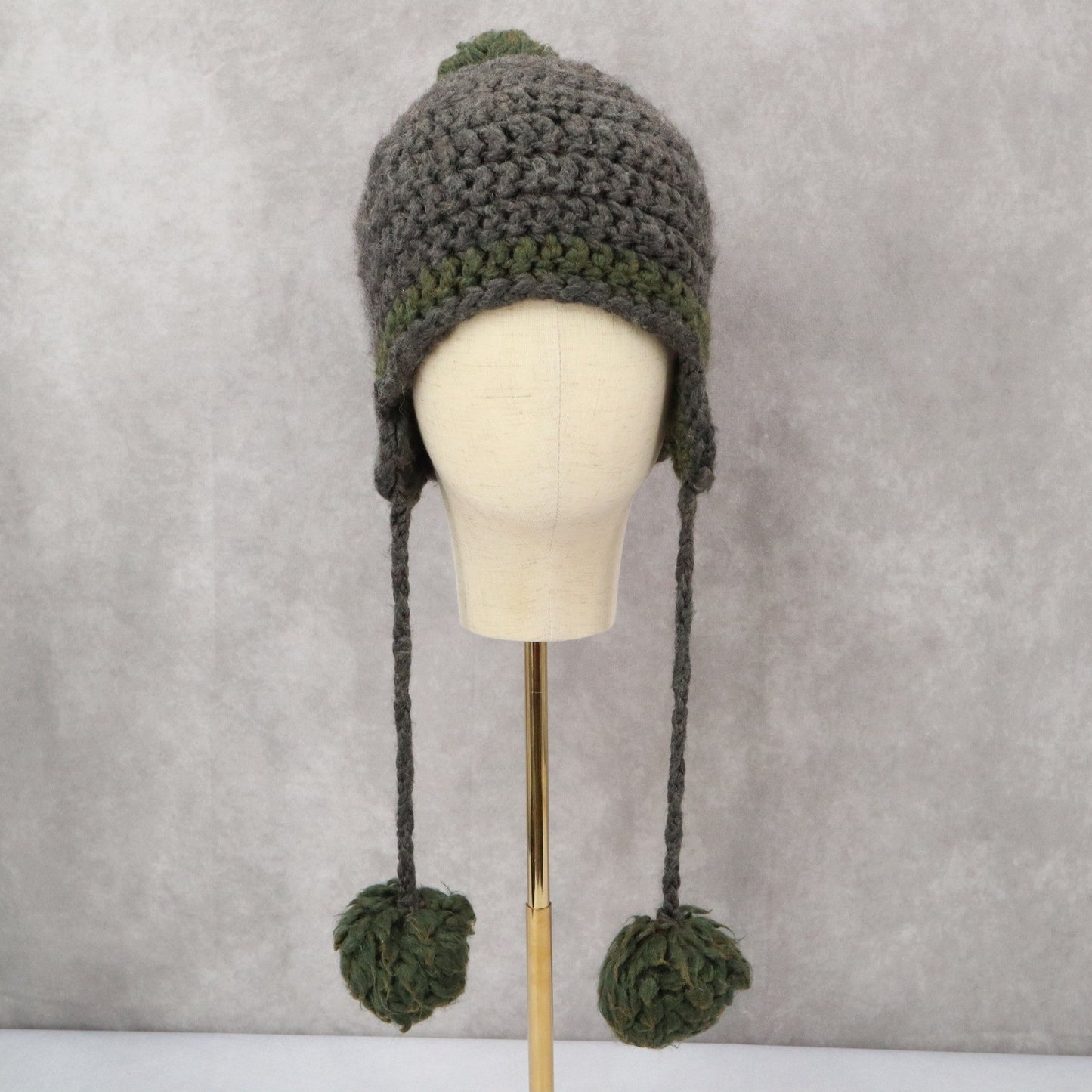Gray Crochet Cable Knit Pom Pom Bucket Y2K Vintage Beanie Cap Hat