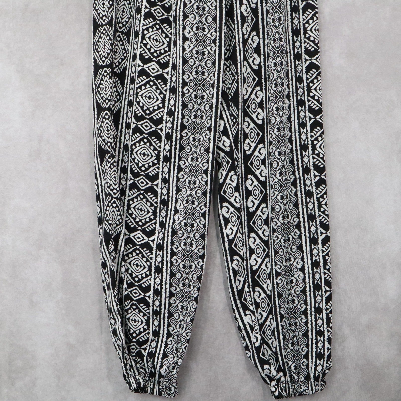 Ambiance Apparel Black White Harem Boho Geometric Print Tapered Pants L Large
