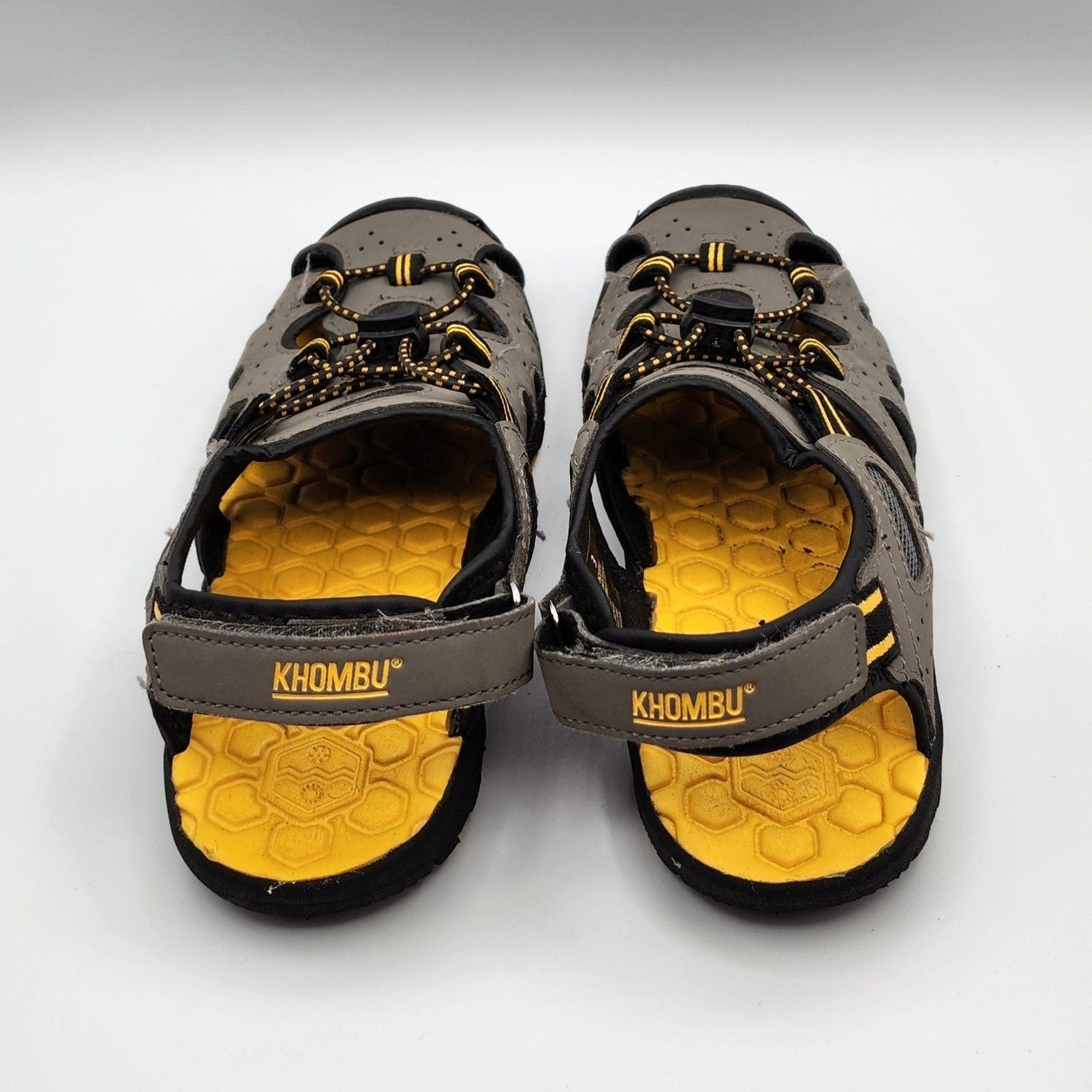 Khombu Kids Athletic Boys Grey Active Strap Sandals Size 3