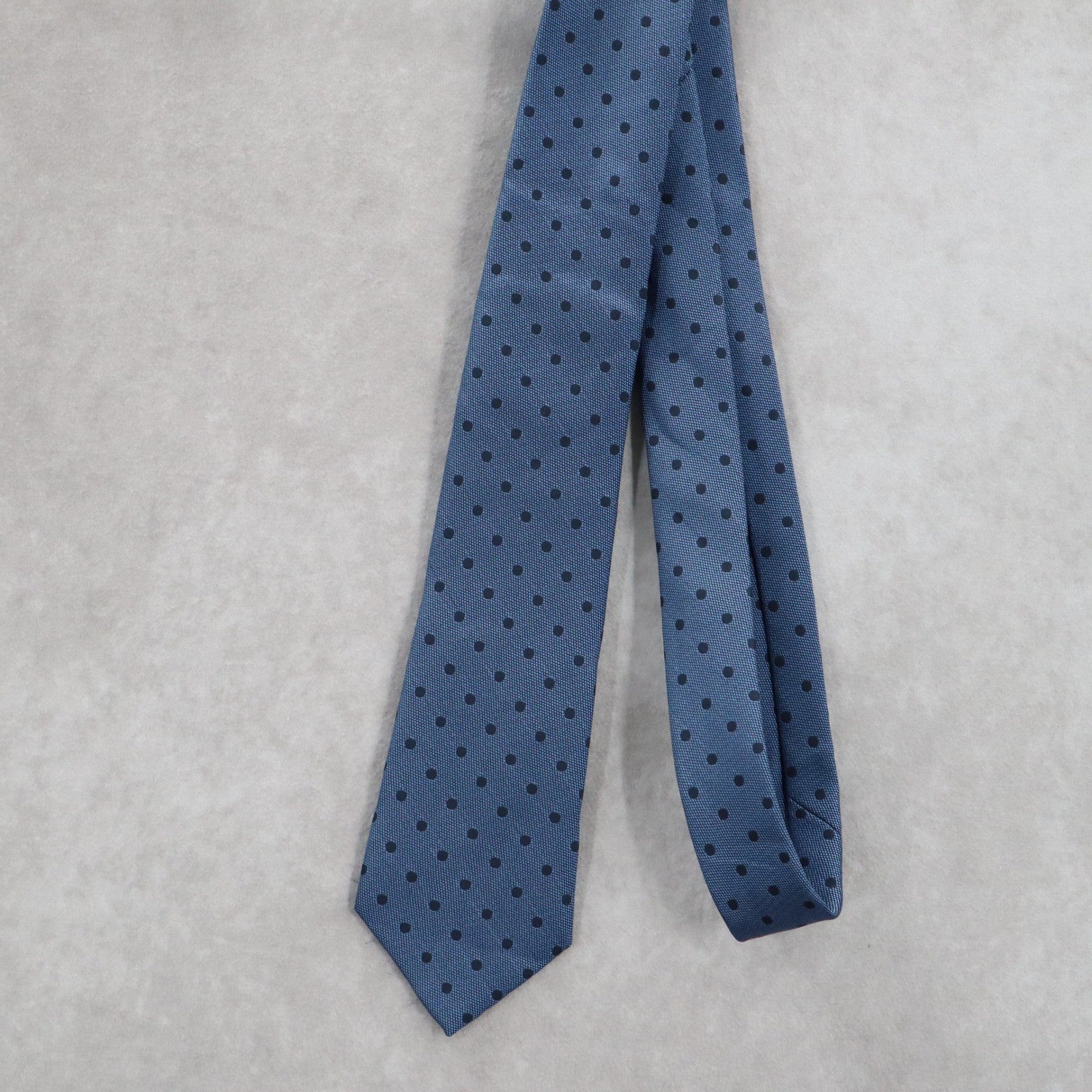 Banana Republic Blue Indigo Polka Dot Executive Business Classic Men's Neck Tie