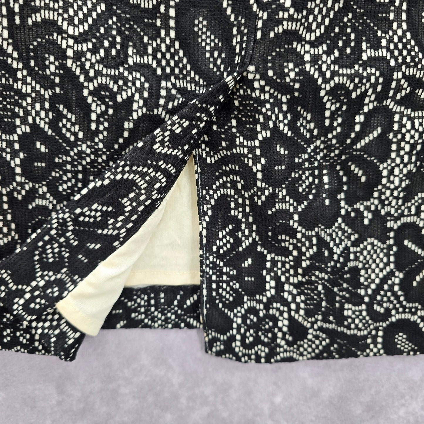 Dressbarn Black Floral Executive Pencil Mini Skirt Plus 14