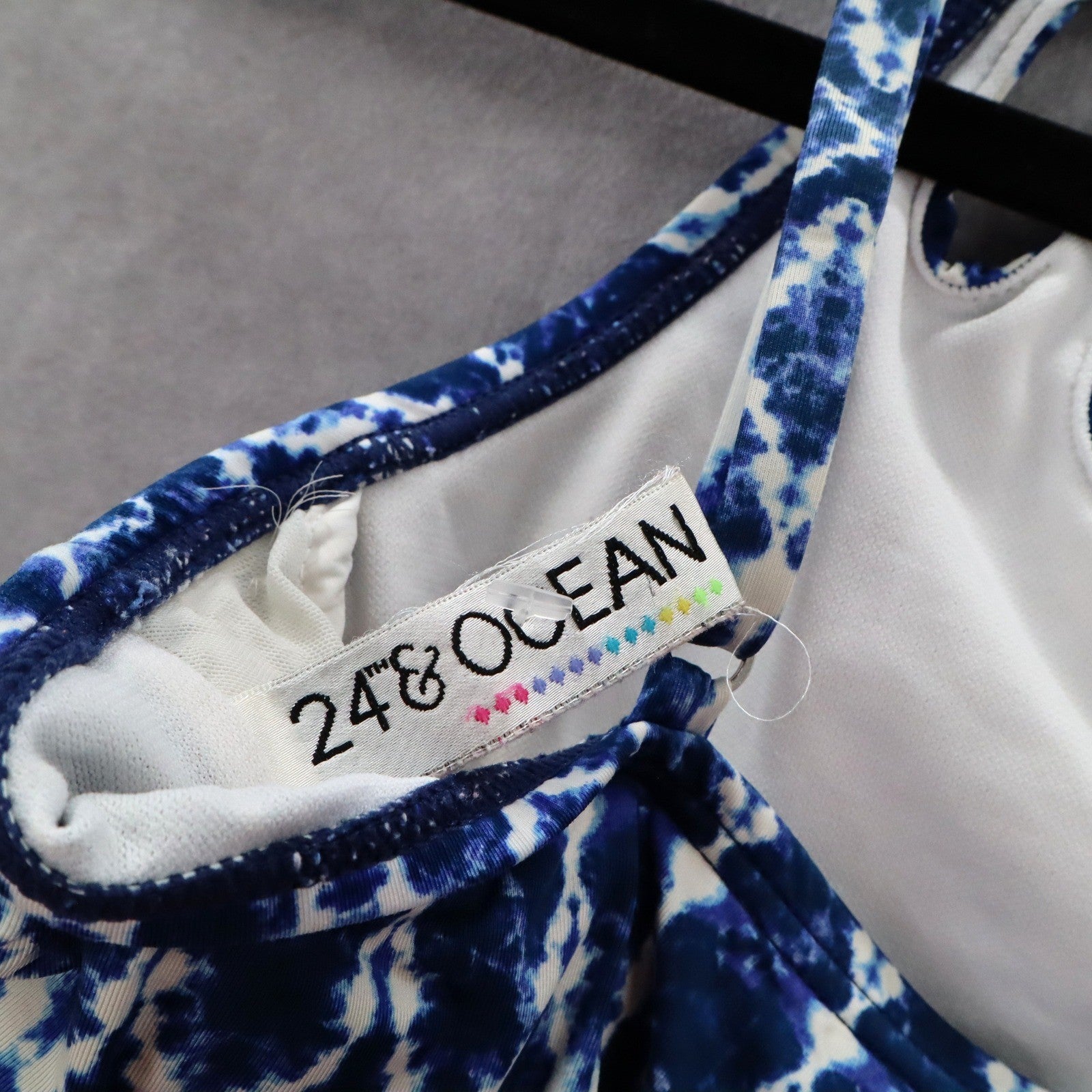 24th & Ocean Blue Halter Cutout Geometric Bikini Beach Swim Tankini Top M Medium