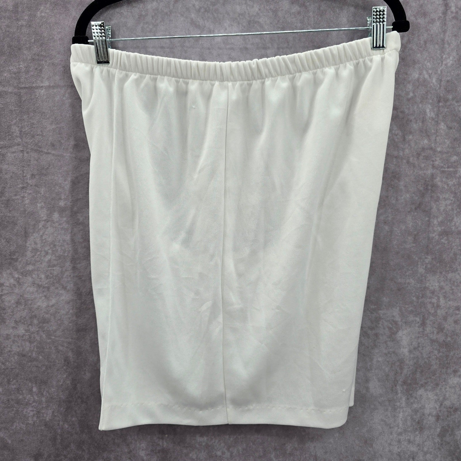 Romans White Stretch Flat Front Active Bottoms Pants Shorts 8