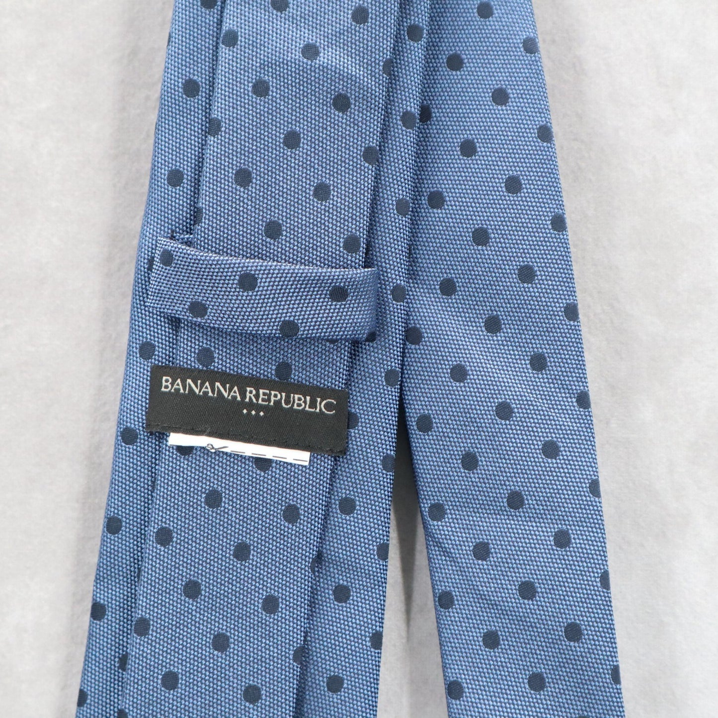 Banana Republic Blue Indigo Polka Dot Executive Business Classic Men's Neck Tie
