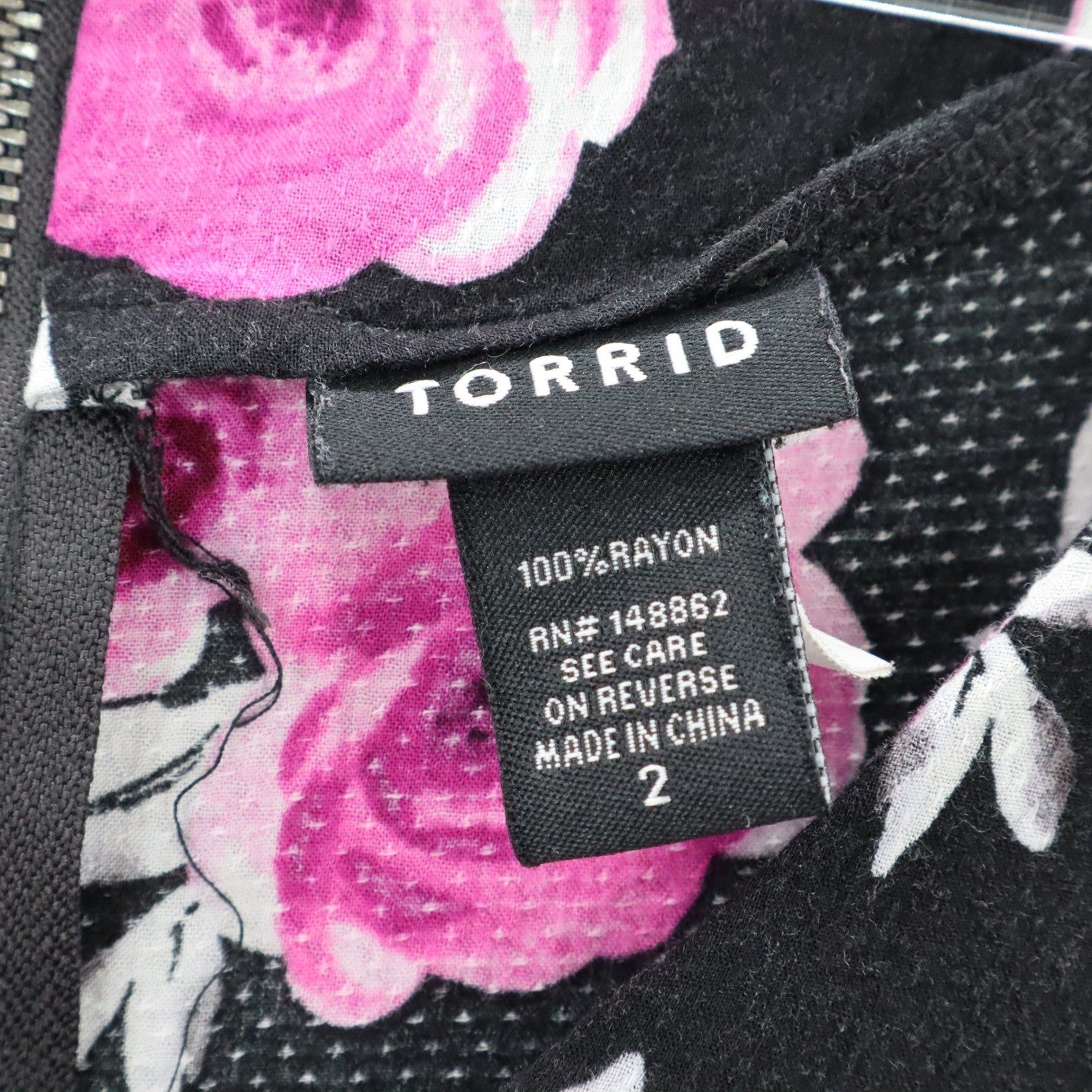 Torrid Floral Blouse 3/4 Sleeve V-Neck Tunic Top Black Pink Rose Print Flowy 2