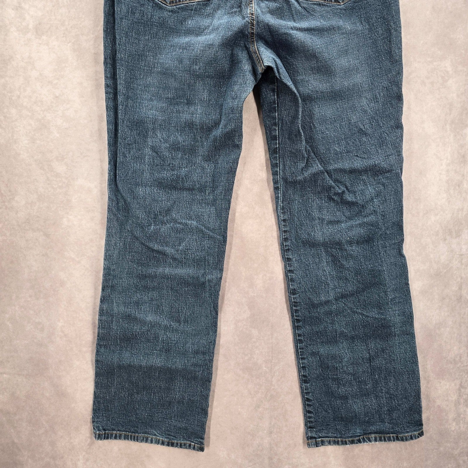 IZOD Blue Cotton Denim Jeans Straight Leg Classic Fit Western Pants Plus 16