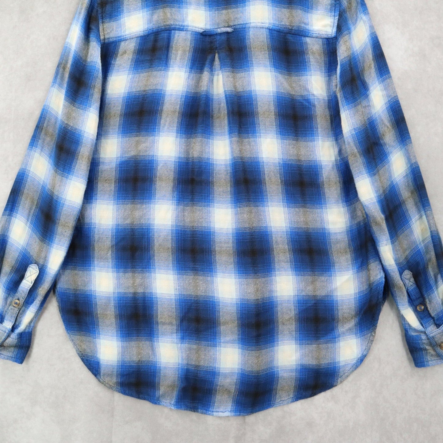 American Eagle Outfitters Flannel Plaid Long Sleeve Button Boyfriend Fit Small