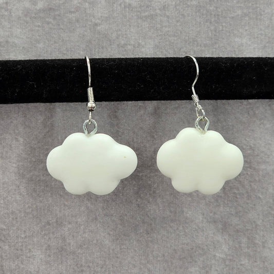 White Cloud Hook Dangle Drop Fashion Jewelry Earrings NWT JB2-10
