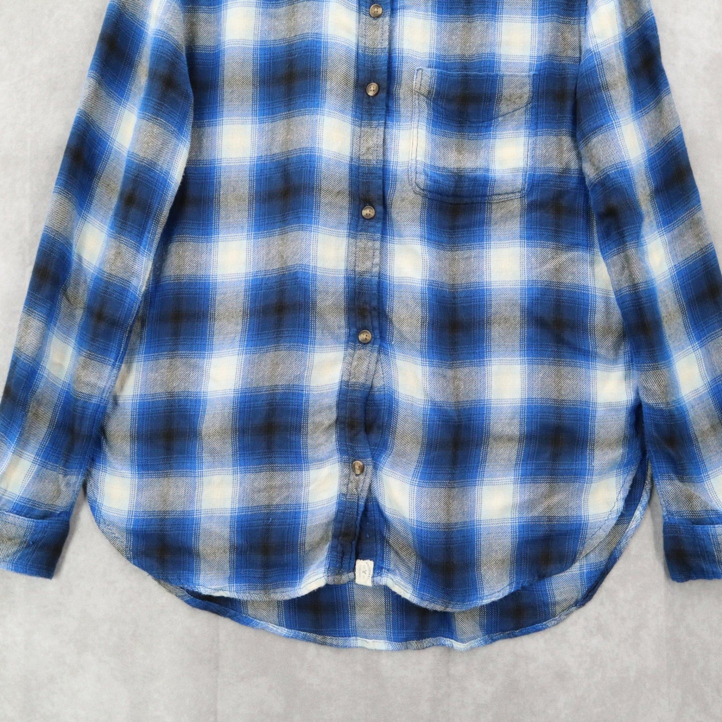 American Eagle Outfitters Flannel Plaid Long Sleeve Button Boyfriend Fit Small