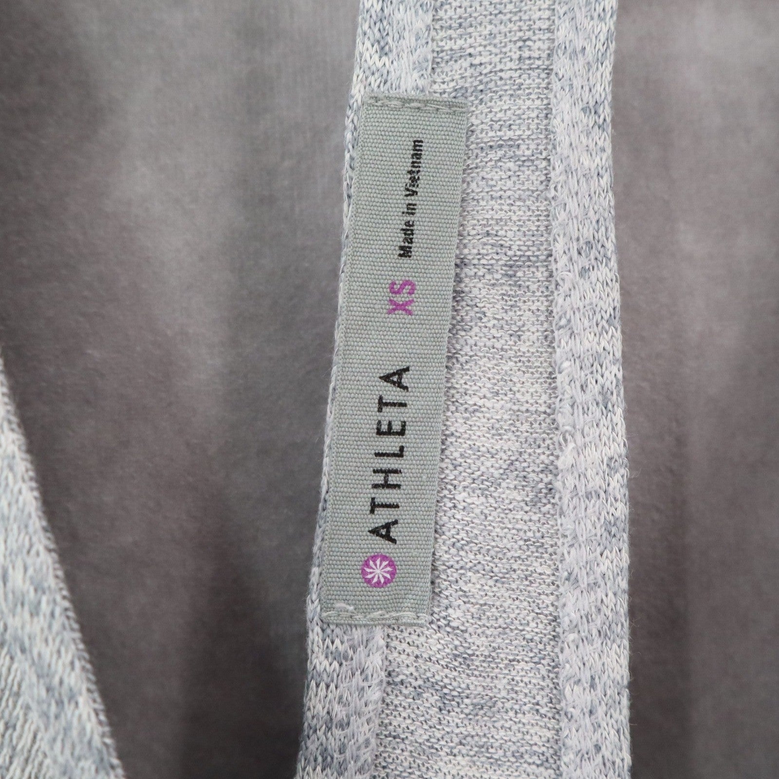 Athleta Gray Long Sleeve Knit Tunic Top Stretch Pullover Soft XS Extra Small