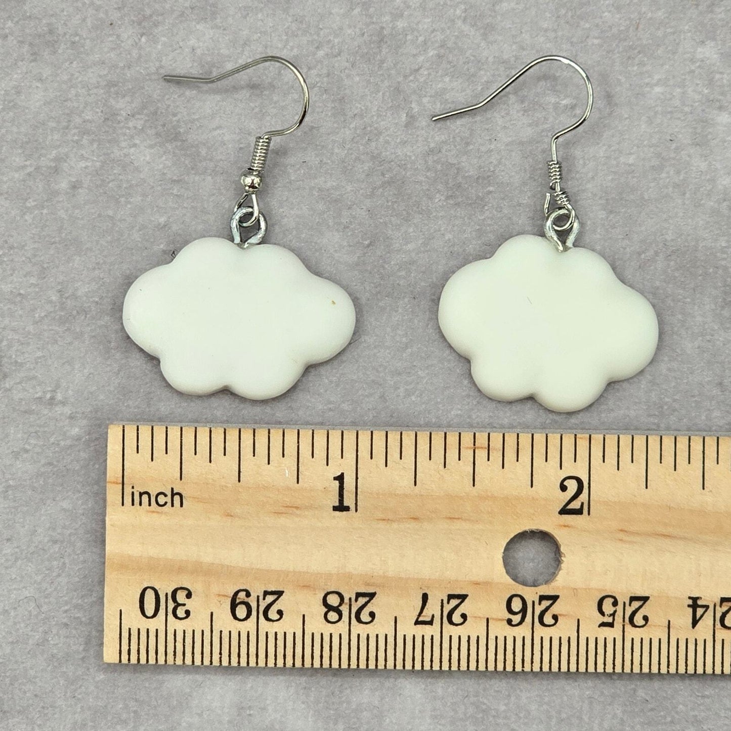 White Cloud Hook Dangle Drop Fashion Jewelry Earrings NWT JB2-10
