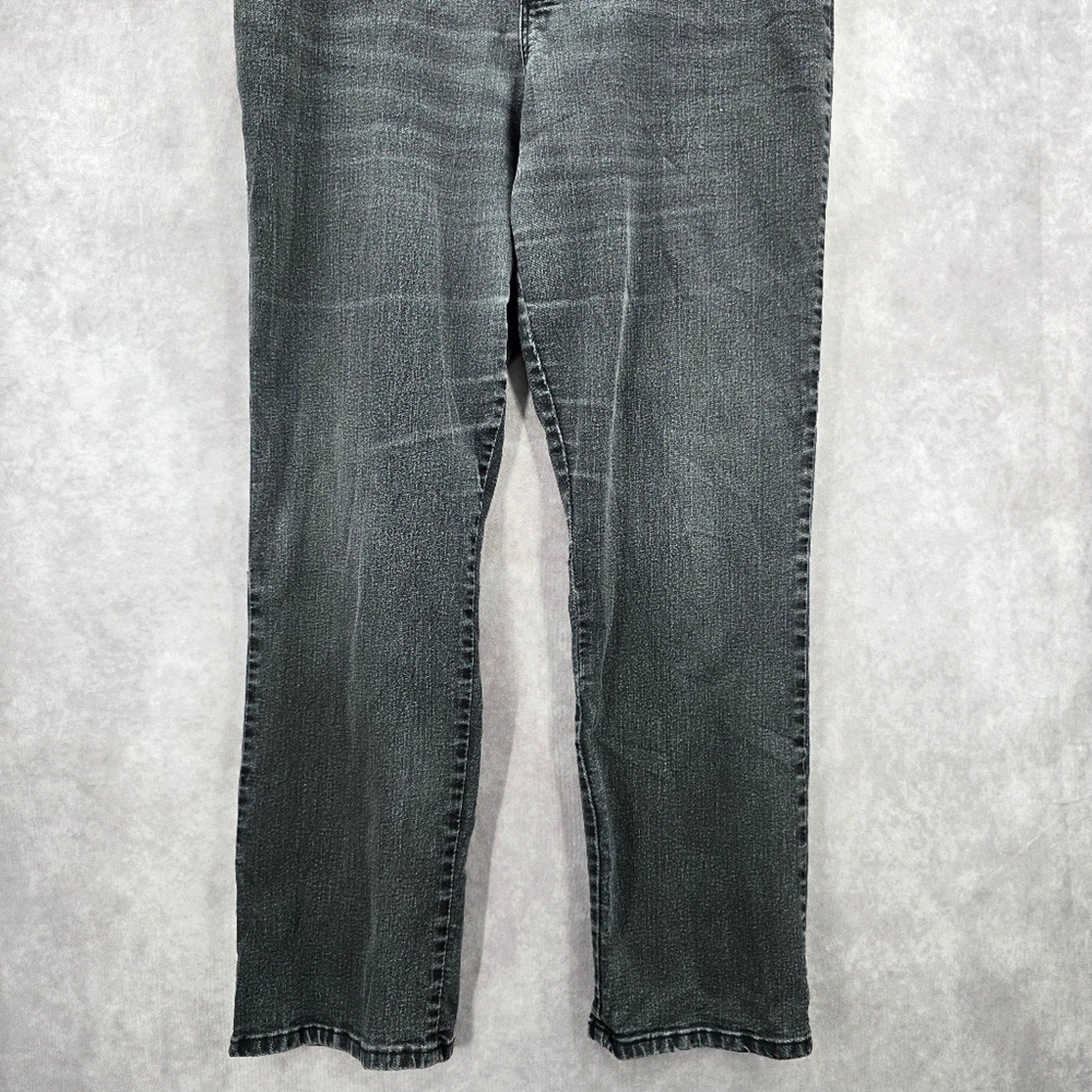 Lee Classic Fit Gray Black Denim Jeans Straight Leg Pants 14M Medium