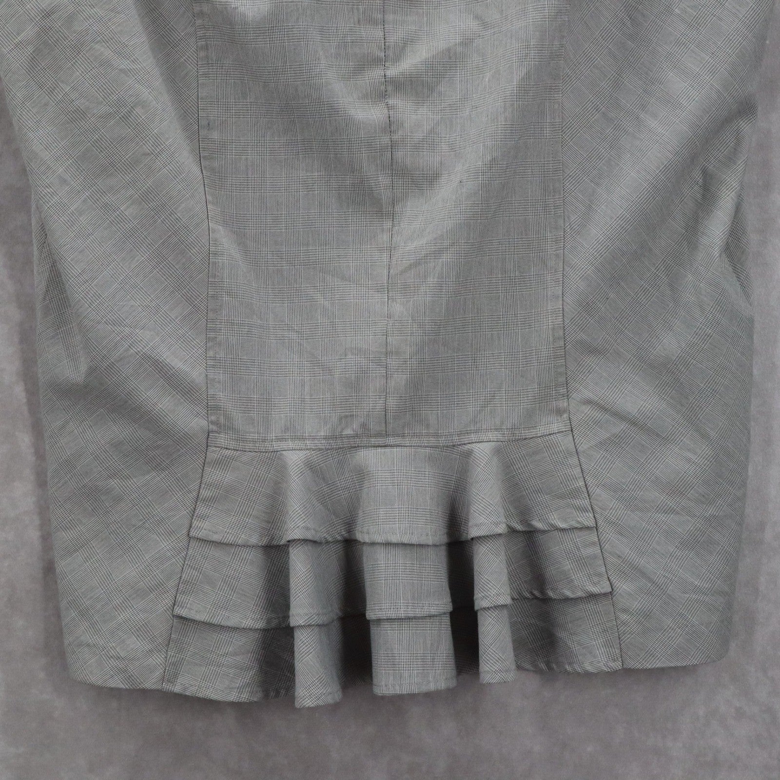 Torrid Gray Pencil Ruffle Checker Belt Retro Casual Preppy Skirt Plus 22