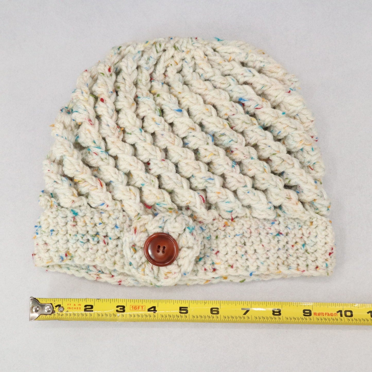 White Multi Cable Knit Flower Button Y2K Vintage Beanie Cap Hat