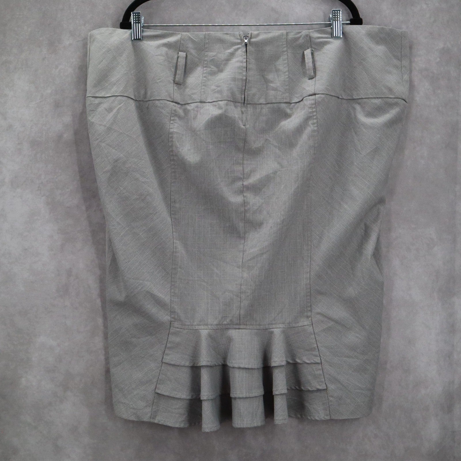 Torrid Gray Pencil Ruffle Checker Belt Retro Casual Preppy Skirt Plus 22