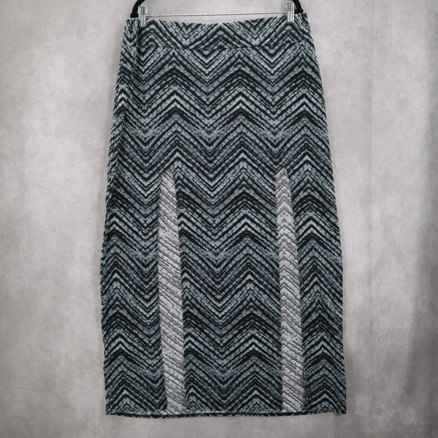 DGNY Gray Chevron Split Long Maxi Boho Stretch Fun Flirty Beach Skirt Plus 2X